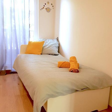 Theox No 3 Fur 5 Personen Mit Balkon Lejlighed Duisburg Eksteriør billede